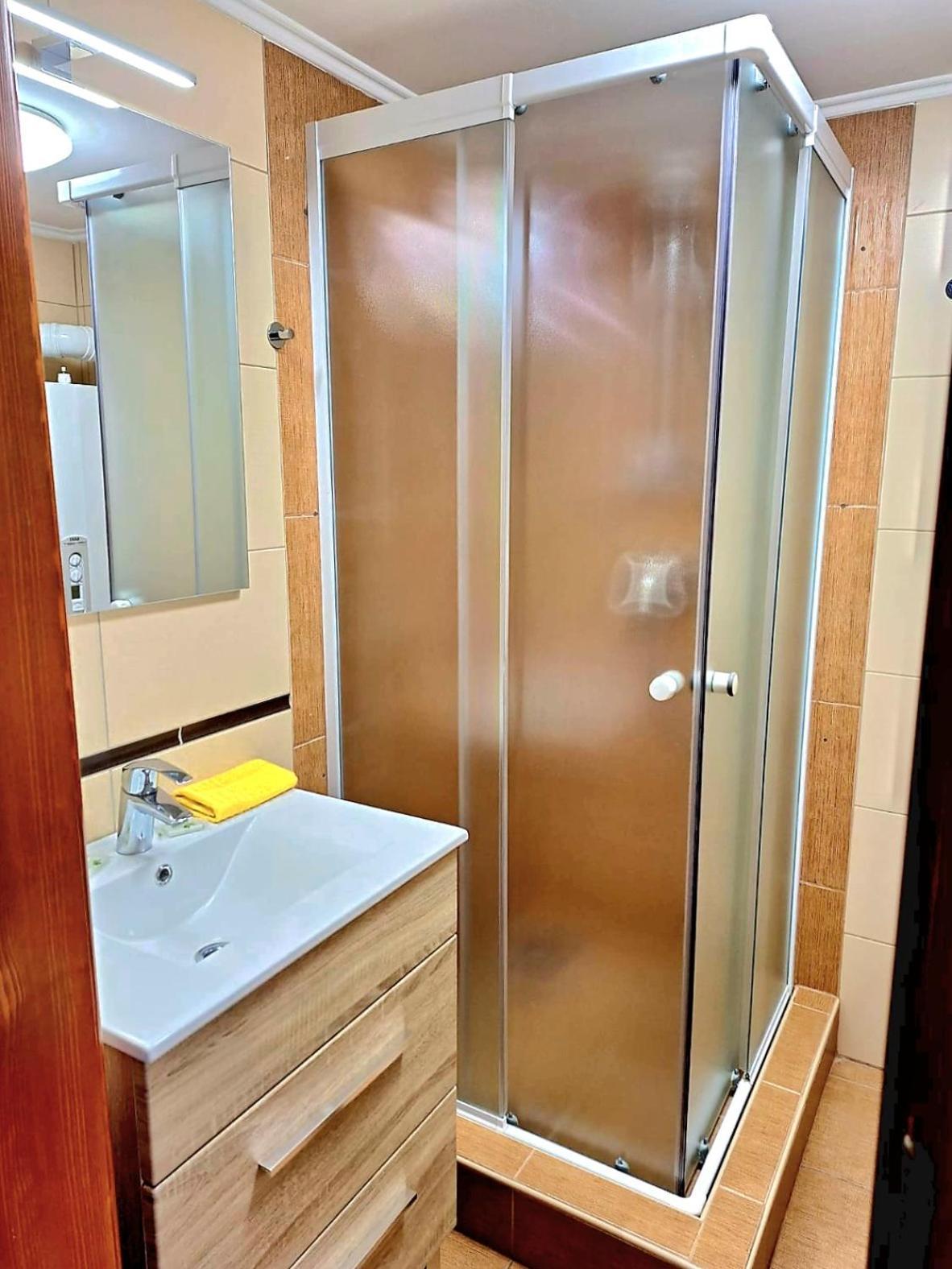 Angyal Apartman Gyula Exteriér fotografie