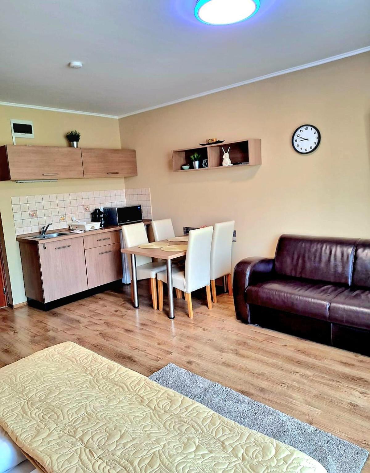 Angyal Apartman Gyula Exteriér fotografie